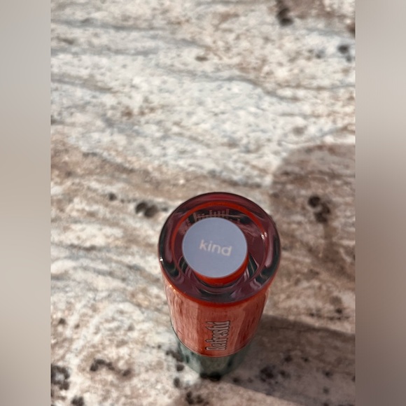 LIP OIL REFRESHI 🌺 - Picture 5 of 5